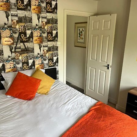Swindon Home From Home 2 - Entercloud9Sa 외부 사진